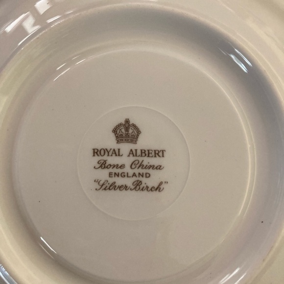 Replacement tea cup saucer “Silver Birch” pattern by Royal Albert. - Picture 3 of 4